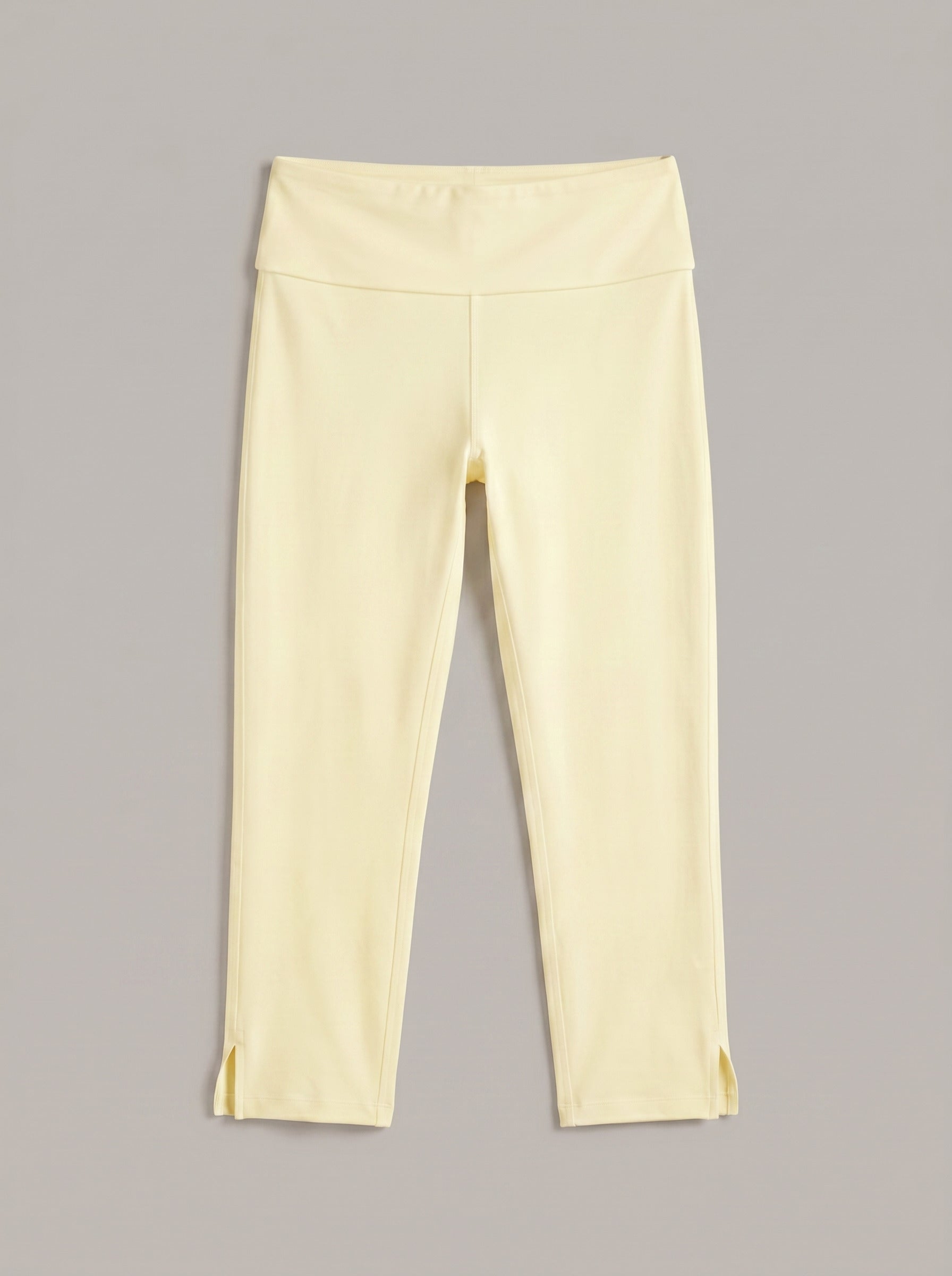 Essential Capri Legging