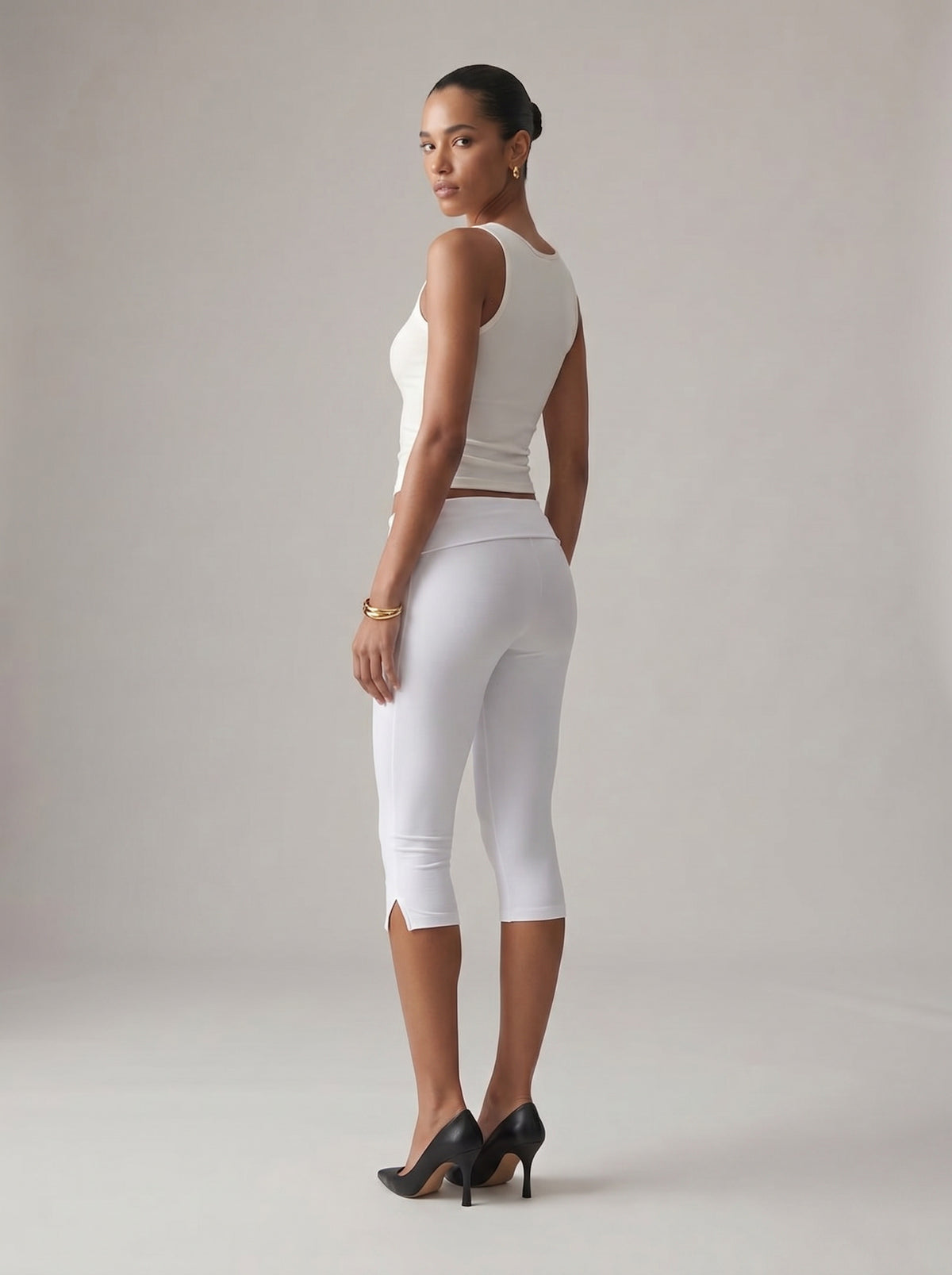 Essential Capri Legging